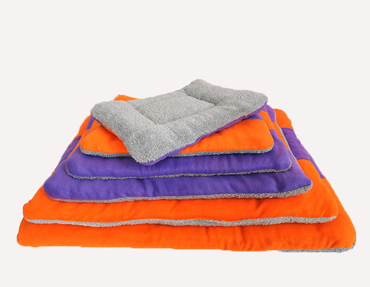 Super soft pet mat